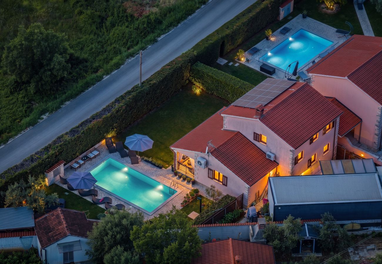 Villa in Porec - Villa Mia & Iva for 6+2 people near Poreč with private pool & kids playground - pet friendly