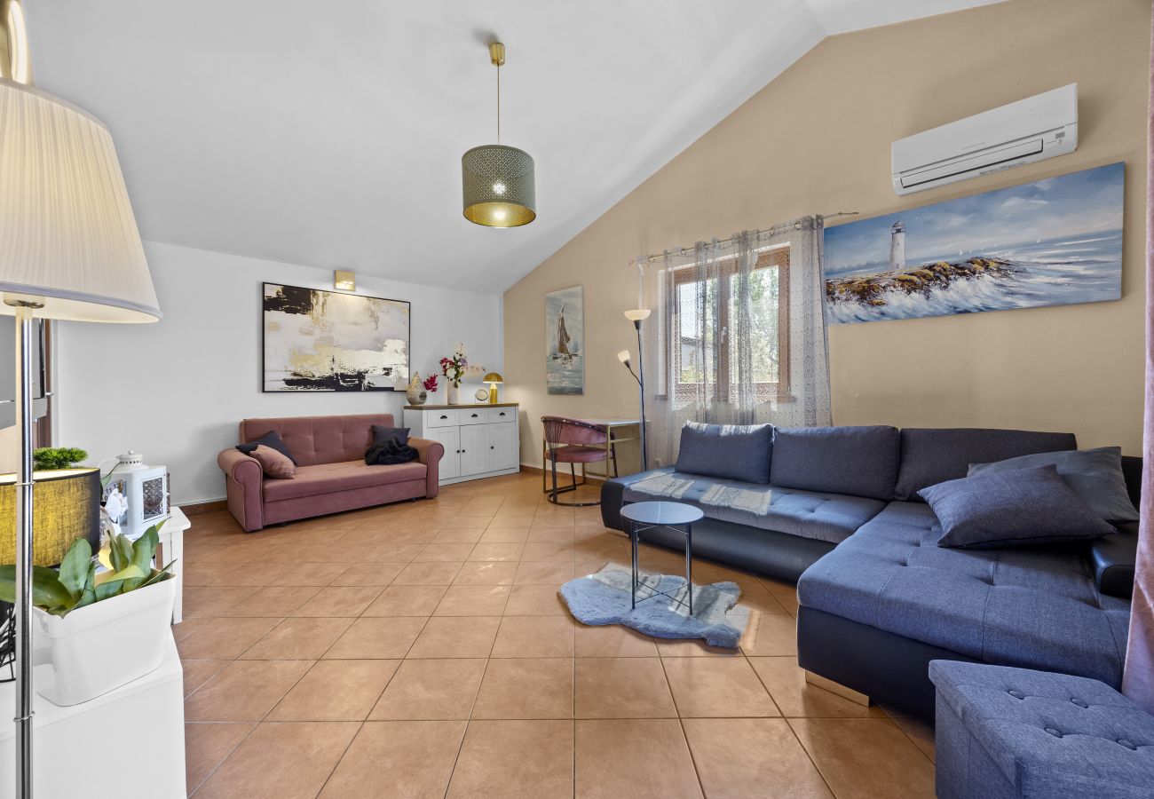 Villa in Porec - Villa Mia & Iva for 6+2 people near Poreč with private pool & kids playground - pet friendly