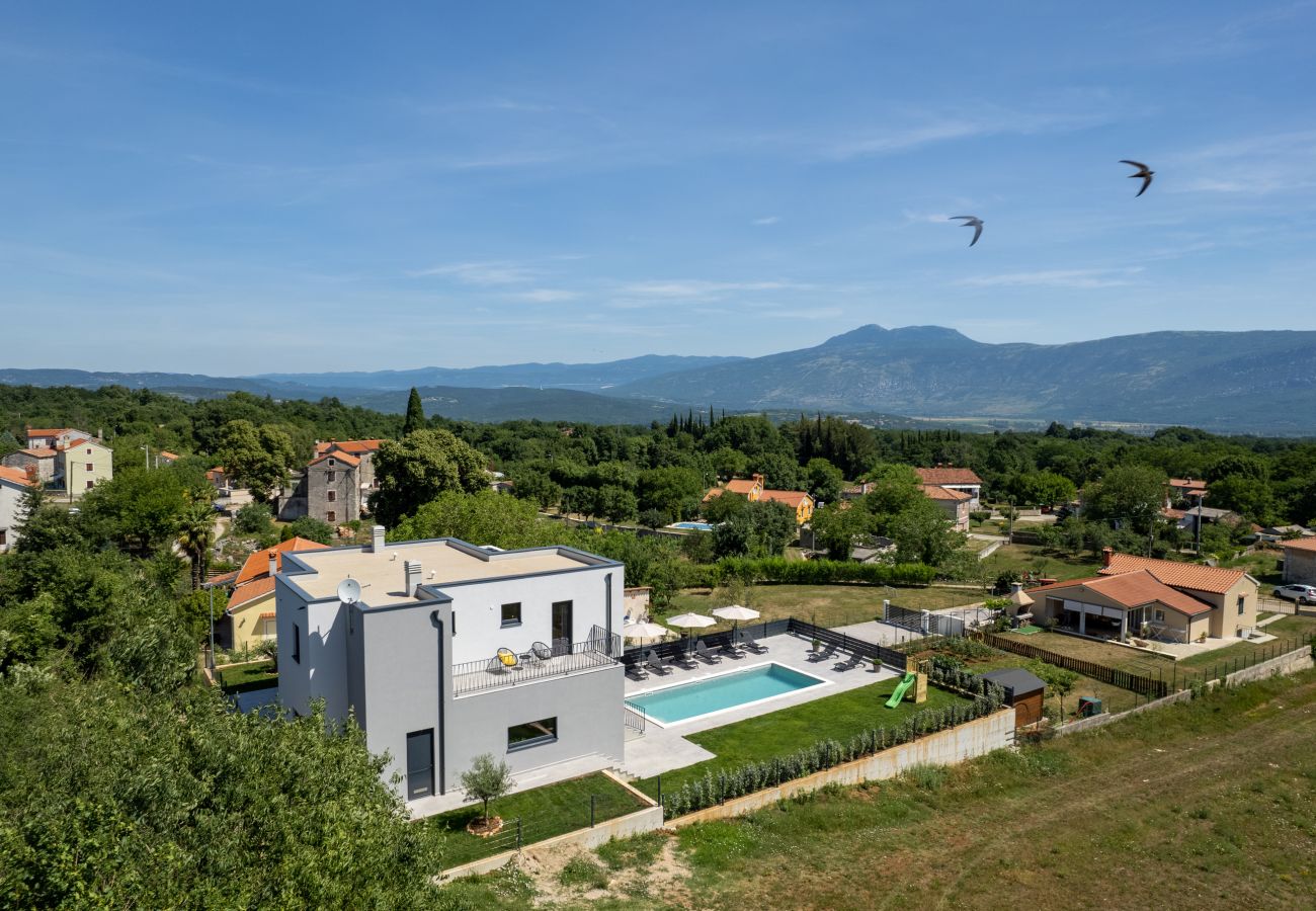 Villa in Lazarici - Villa Ani for 8 people near Labin - Rabac with 40m2 private pool and children playground