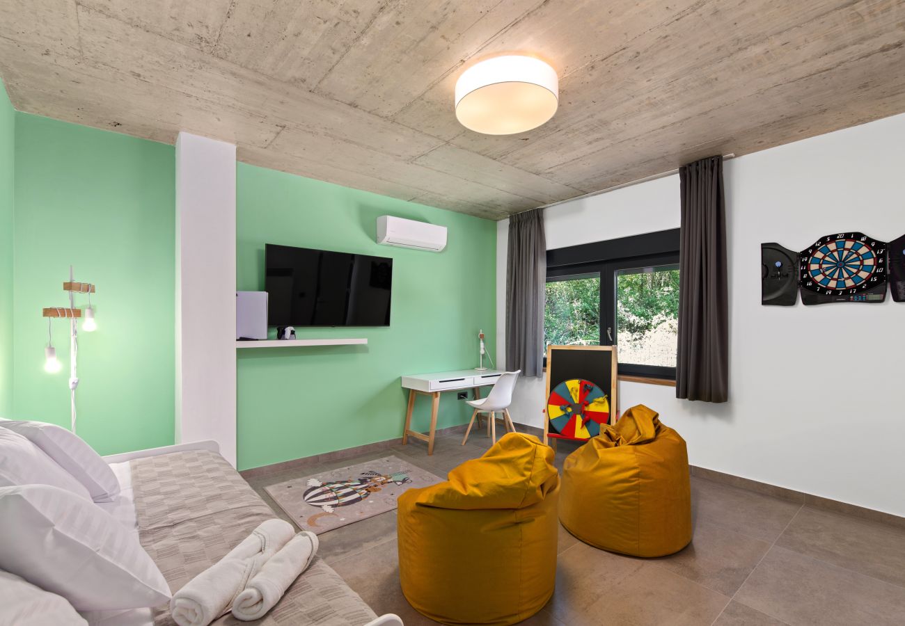 Villa in Lazarici - Villa Ani for 8 people near Labin - Rabac with 40m2 private pool and children playground
