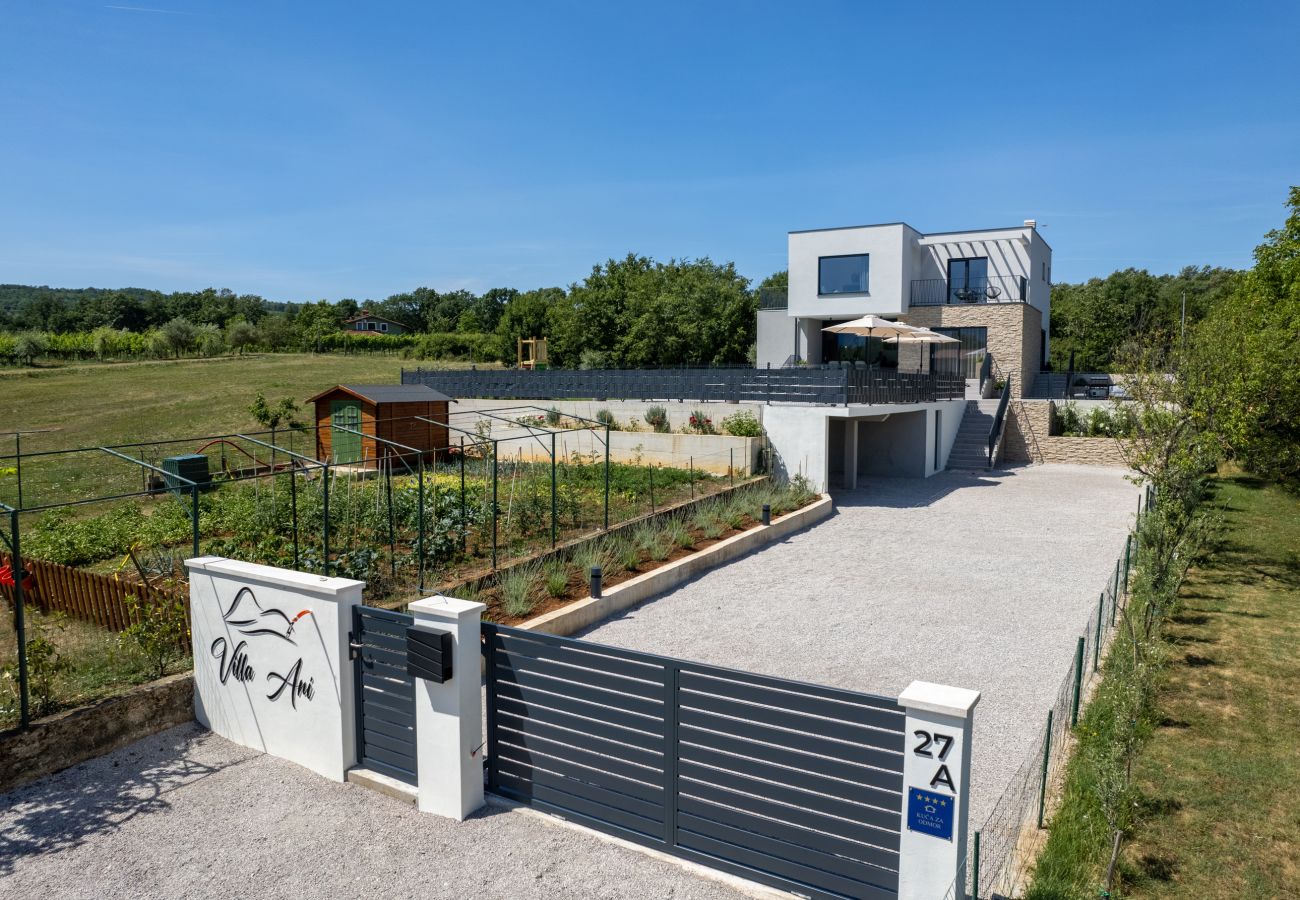 Villa in Lazarici - Villa Ani for 8 people near Labin - Rabac with 40m2 private pool and children playground