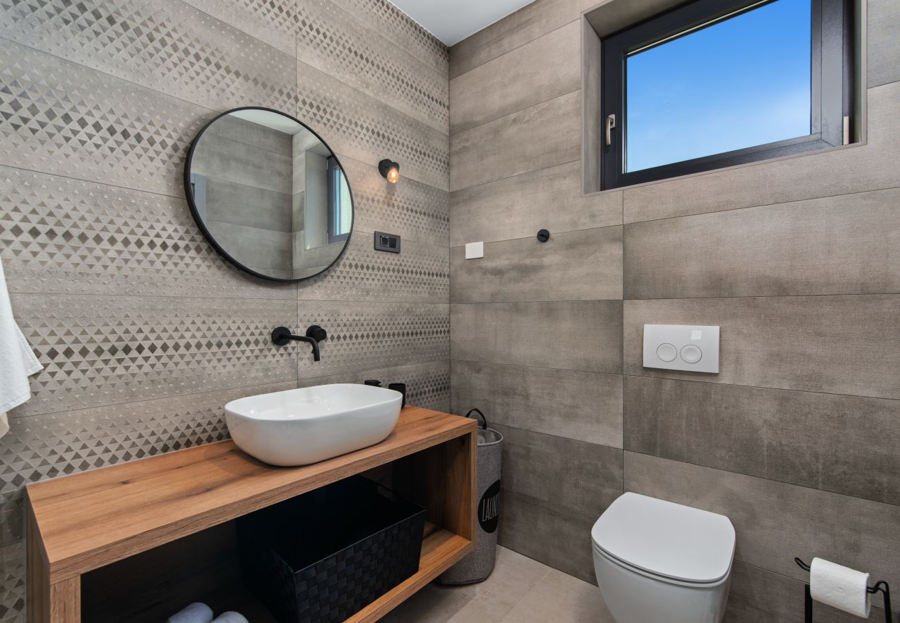 Villa in Lazarici - Villa Ani for 8 people near Labin - Rabac with 40m2 private pool and children playground