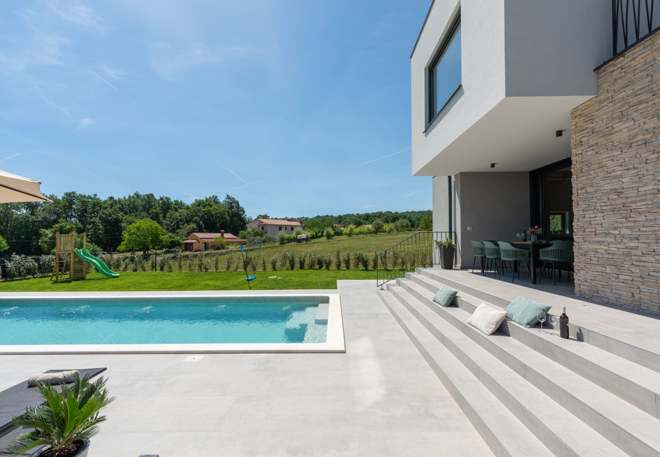 Villa in Lazarici - Villa Ani for 8 people near Labin - Rabac with 40m2 private pool and children playground