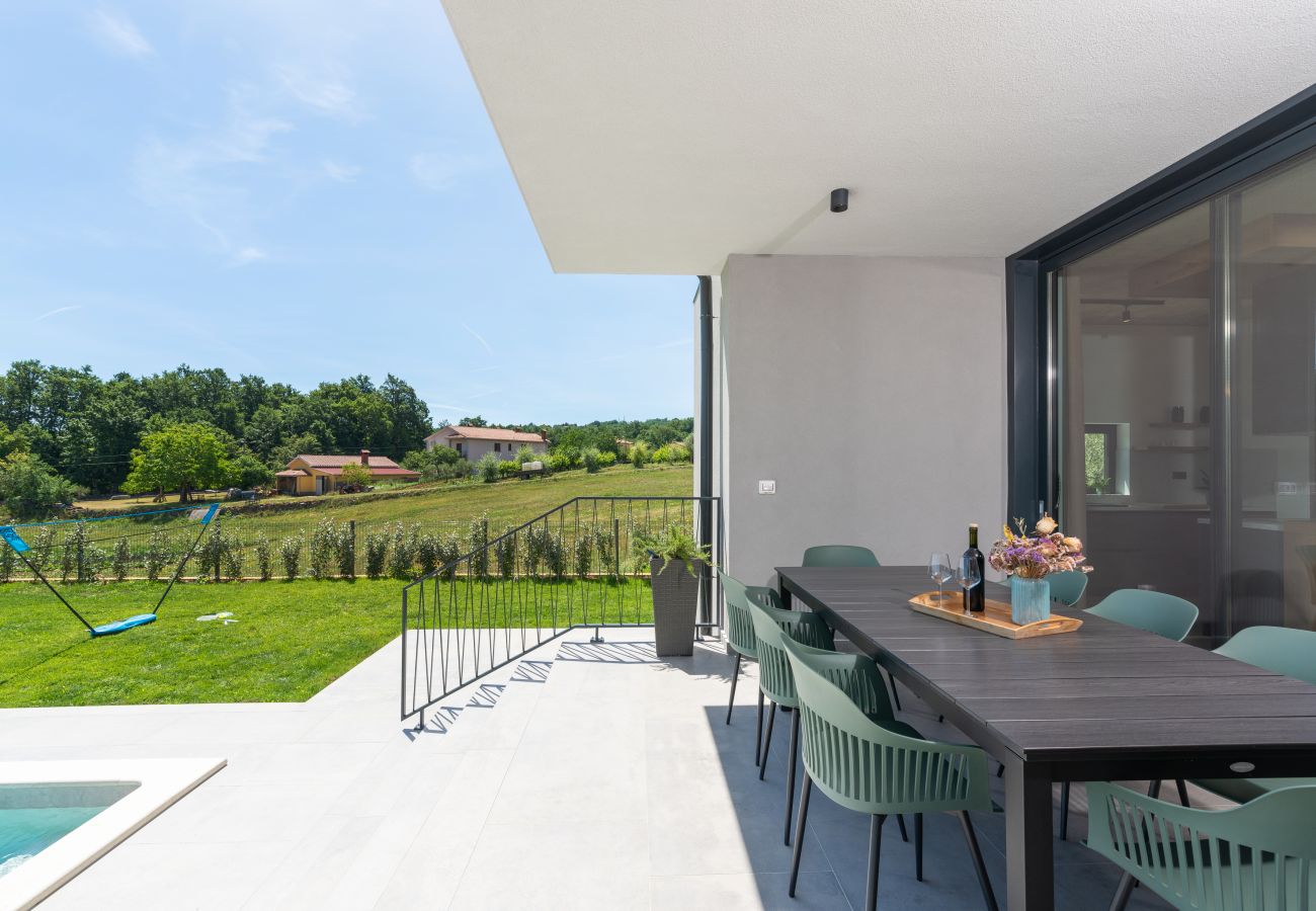 Villa in Lazarici - Villa Ani for 8 people near Labin - Rabac with 40m2 private pool and children playground