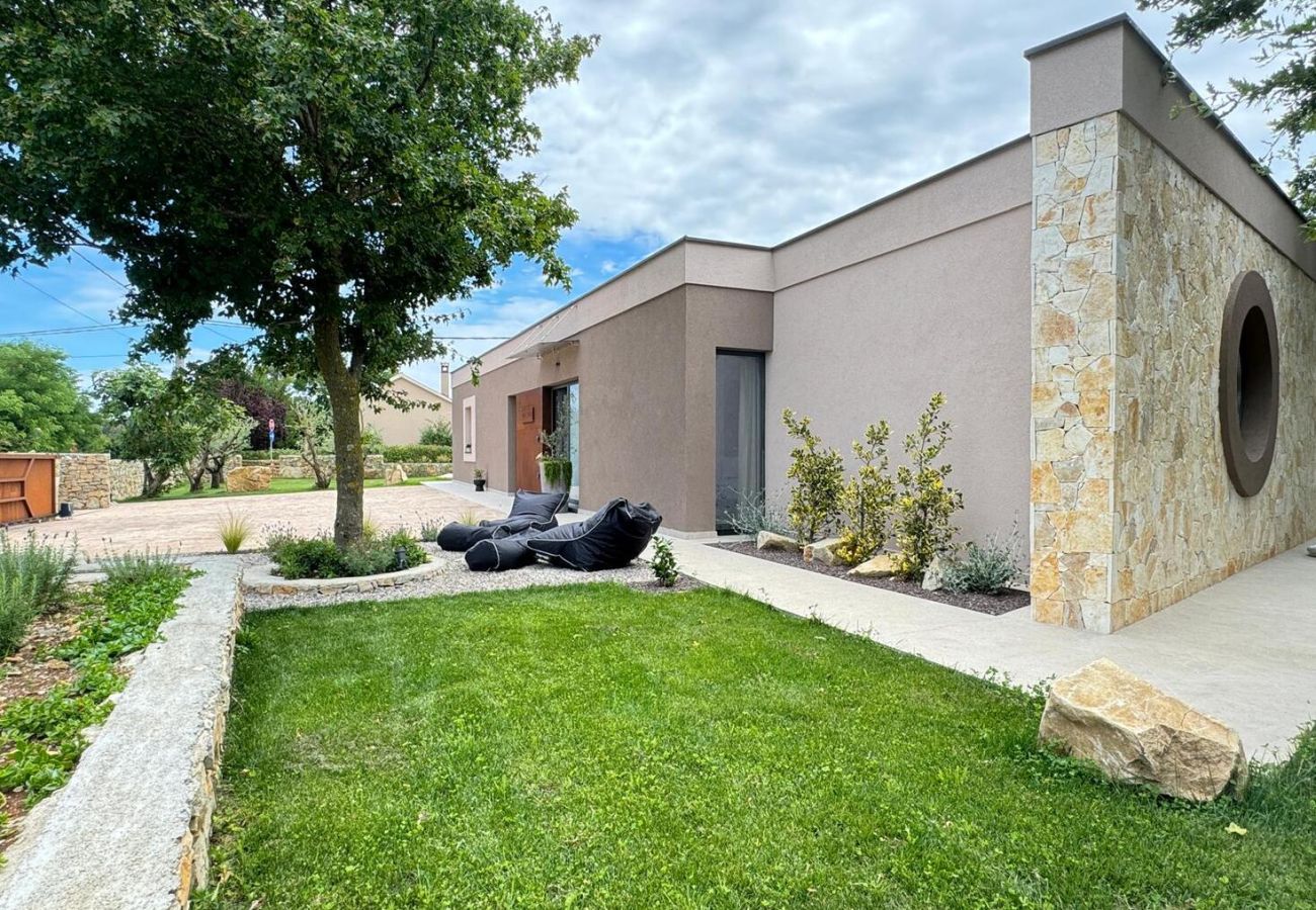 Villa in Presika - Villa Veros for 5 people near Labin - Rabac with private pool & kids playground