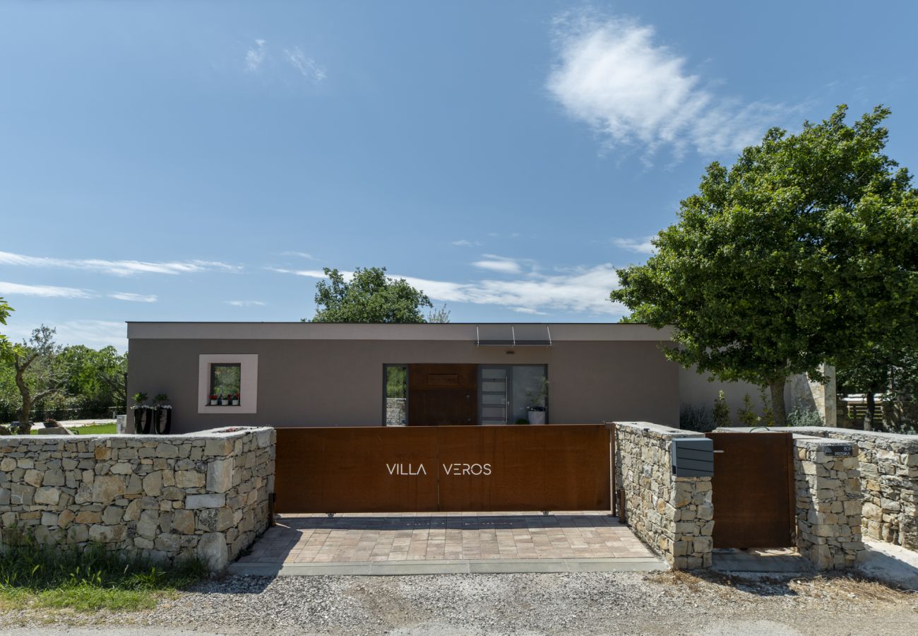 Villa in Presika - Villa Veros for 5 people near Labin - Rabac with private pool & kids playground