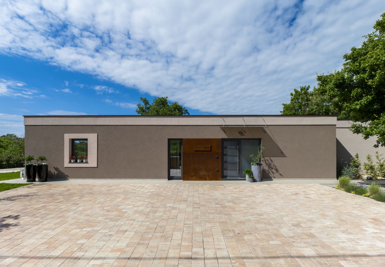 Villa in Presika - Villa Veros for 5 people near Labin - Rabac with private pool & kids playground