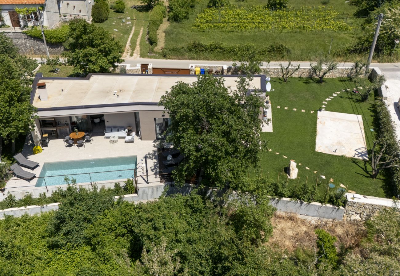 Villa in Presika - Villa Veros for 5 people near Labin - Rabac with private pool & kids playground