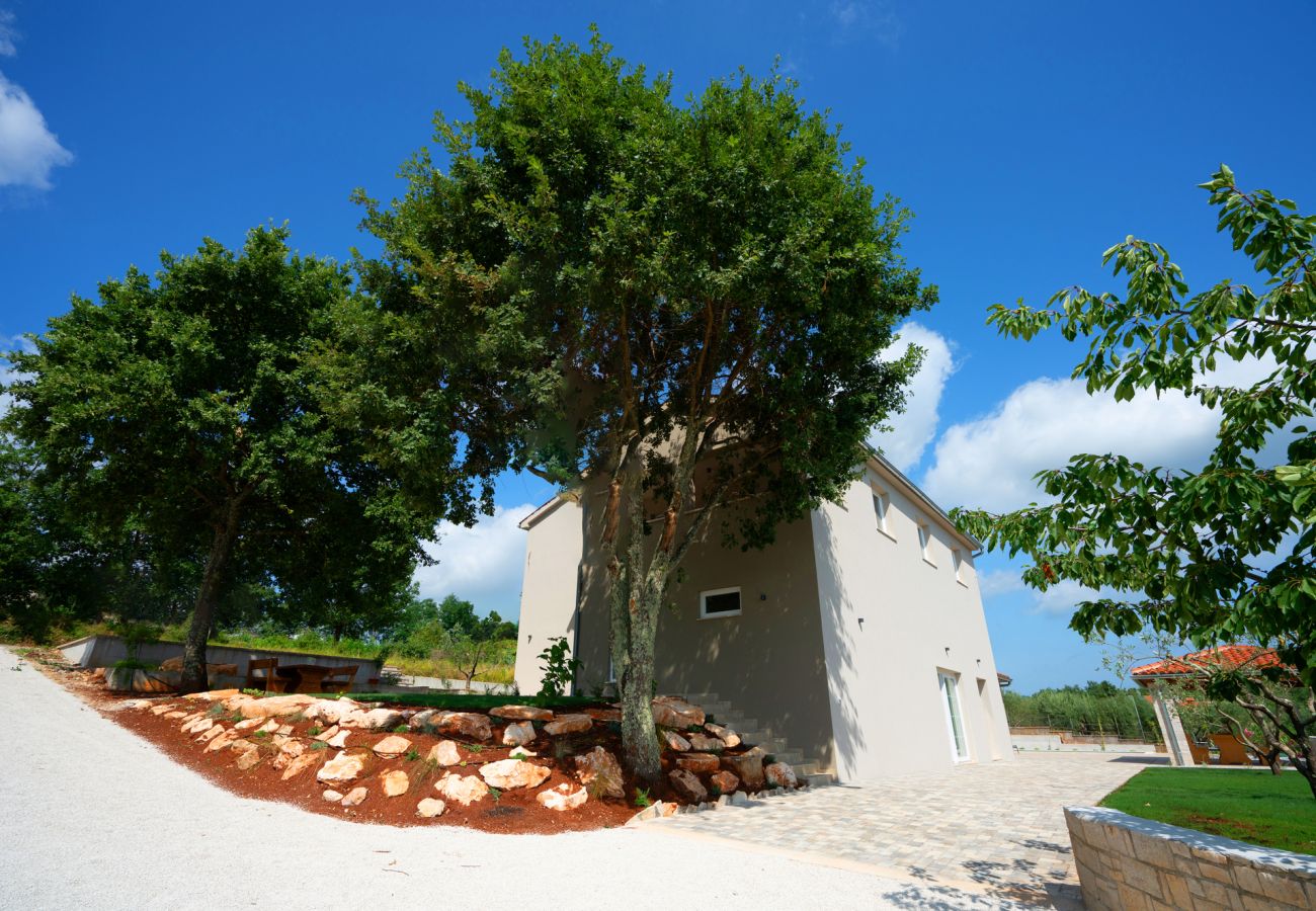 Villa in Brig - Casa San Vital for 8 people in Central Istria with 48 m2 private pool  