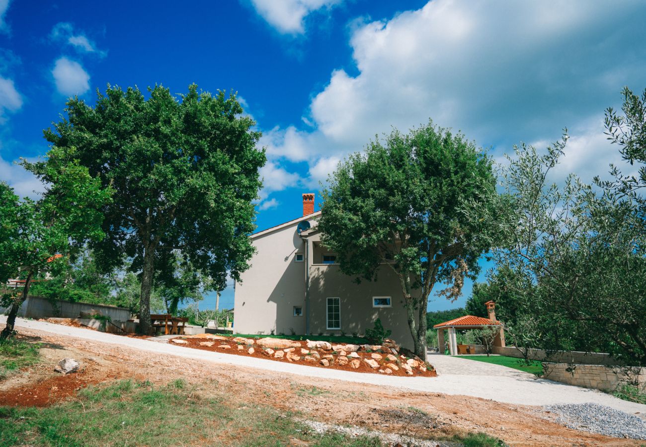 Villa in Brig - Casa San Vital for 8 people in Central Istria with 48 m2 private pool  