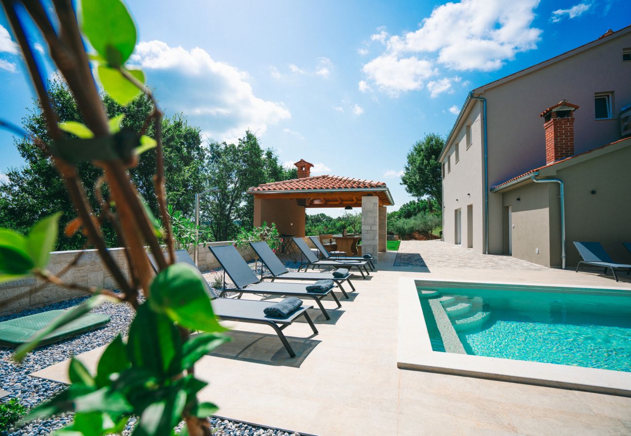 Villa in Brig - Casa San Vital for 8 people in Central Istria with 48 m2 private pool  