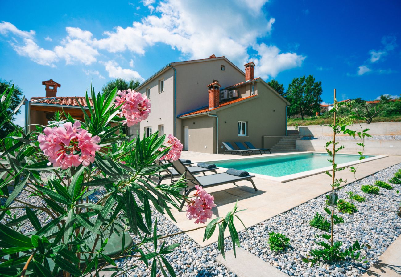 Villa in Brig - Casa San Vital for 8 people in Central Istria with 48 m2 private pool  