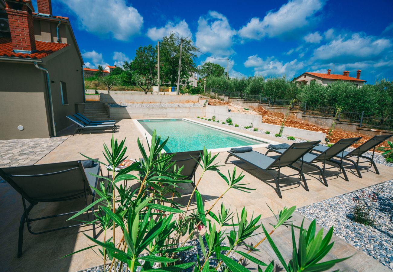 Villa in Brig - Casa San Vital for 8 people in Central Istria with 48 m2 private pool  