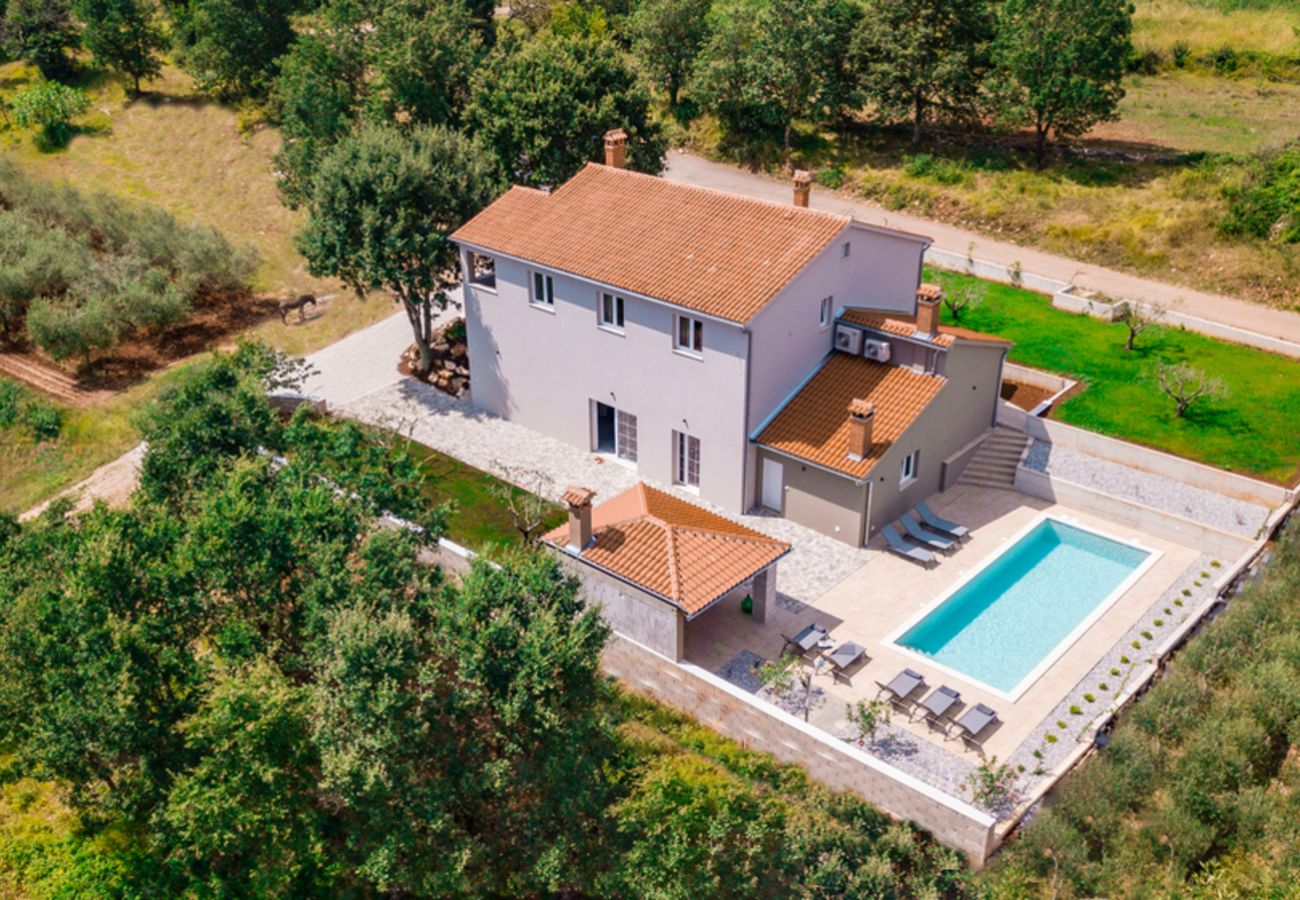 Villa in Brig - Casa San Vital for 8 people in Central Istria with 48 m2 private pool  