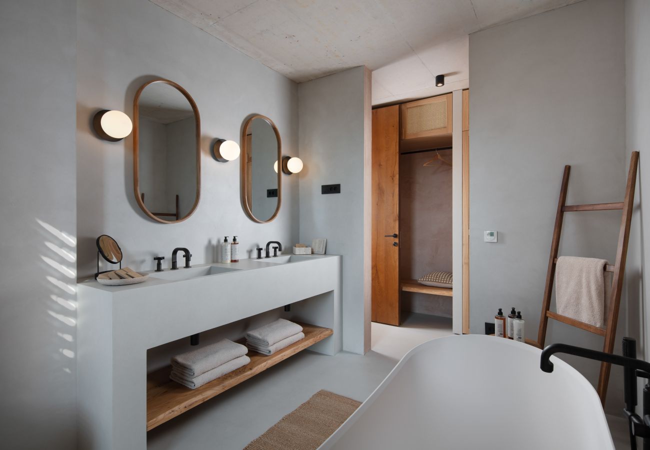 Villa in Žuntici - Villa Arcobaleno for 10 people near Rovinj with 56 m2 heated infinity pool 
