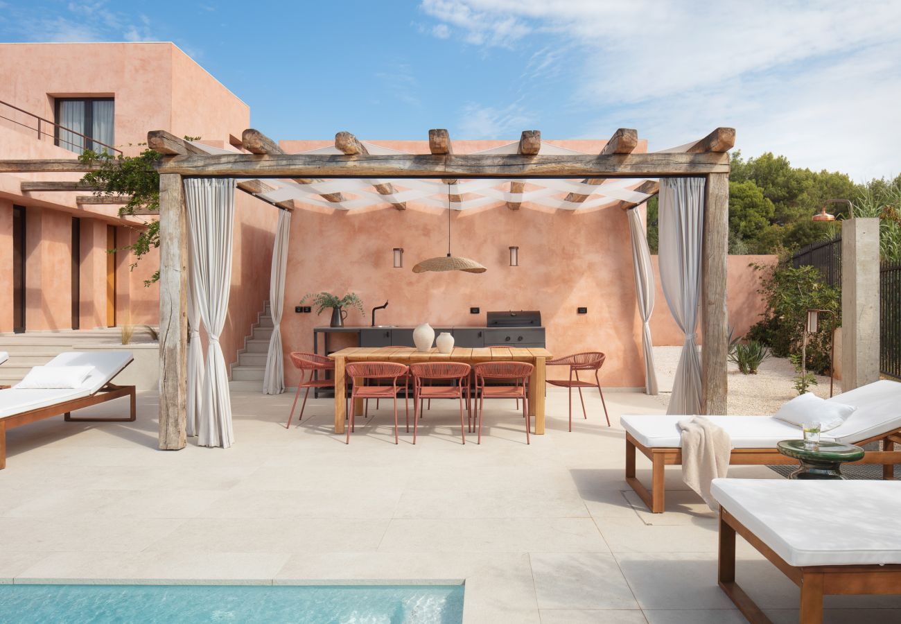 Villa in Žuntici - Villa Arcobaleno for 10 people near Rovinj with 56 m2 heated infinity pool 