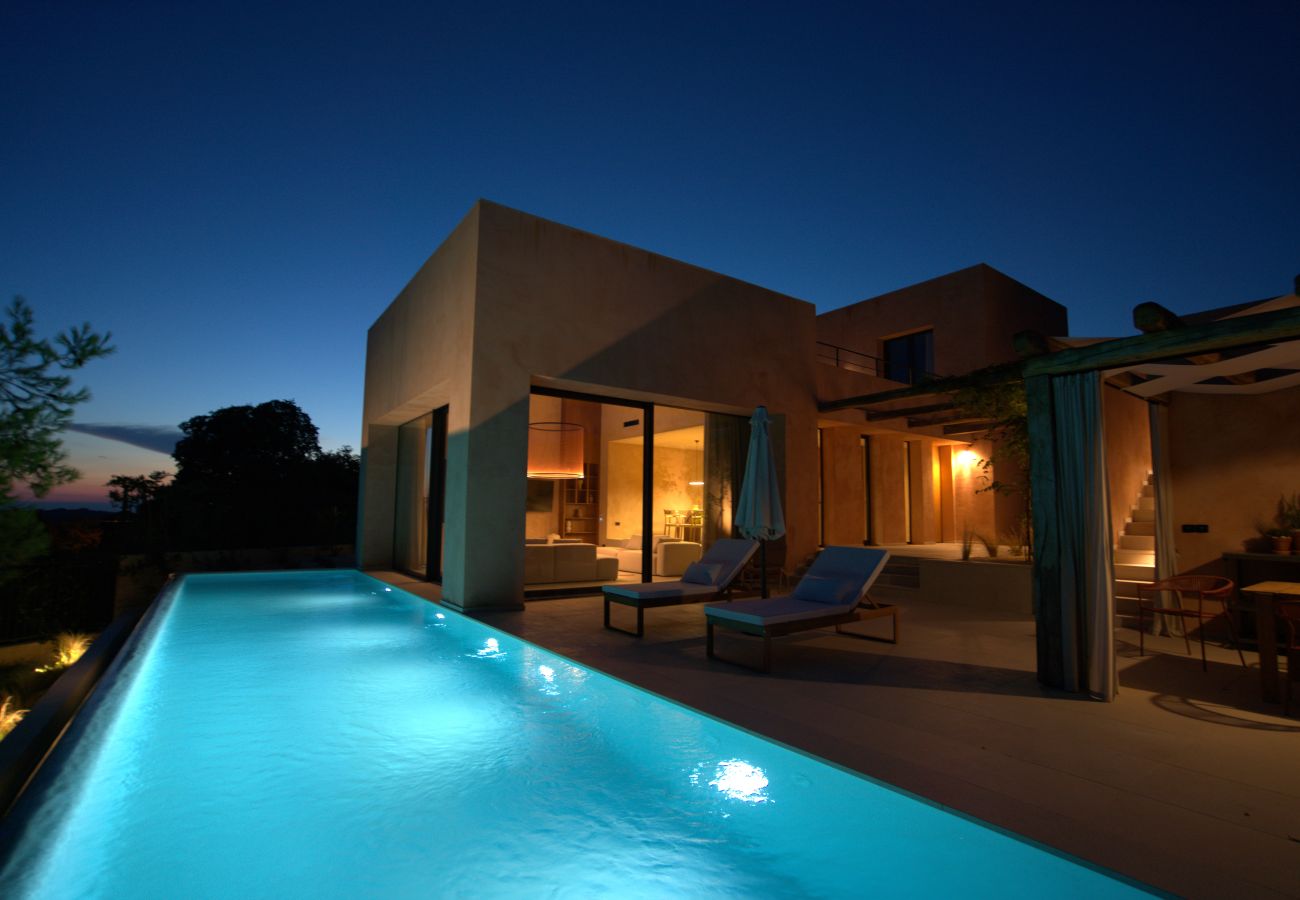 Villa in Žuntici - Villa Arcobaleno for 10 people near Rovinj with 56 m2 heated infinity pool 
