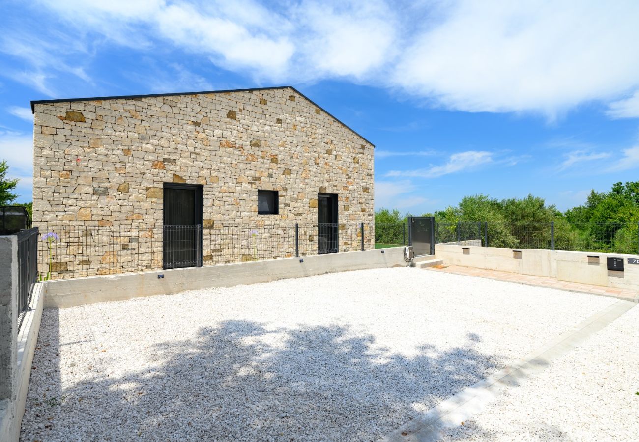 Villa in Štifanici - Casa Fiore Viola for 8 people with private heated pool & sea view