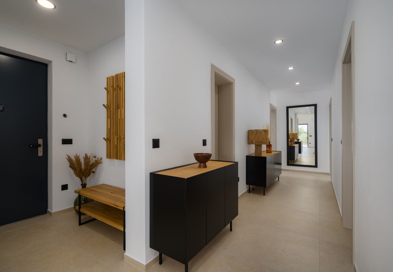 Villa in Štifanici - Casa Fiore Viola for 8 people with private heated pool & sea view