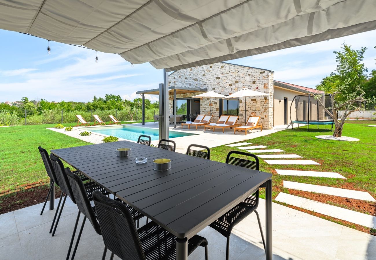 Villa in Štifanici - Casa Fiore Viola for 8 people with private heated pool & sea view