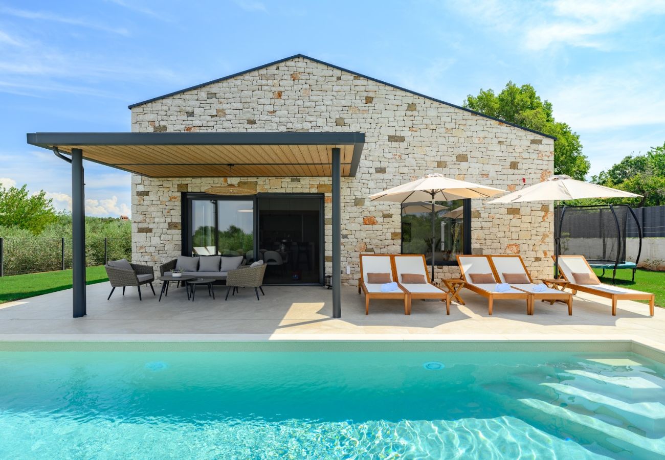 Villa in Štifanici - Casa Fiore Viola for 8 people with private heated pool & sea view