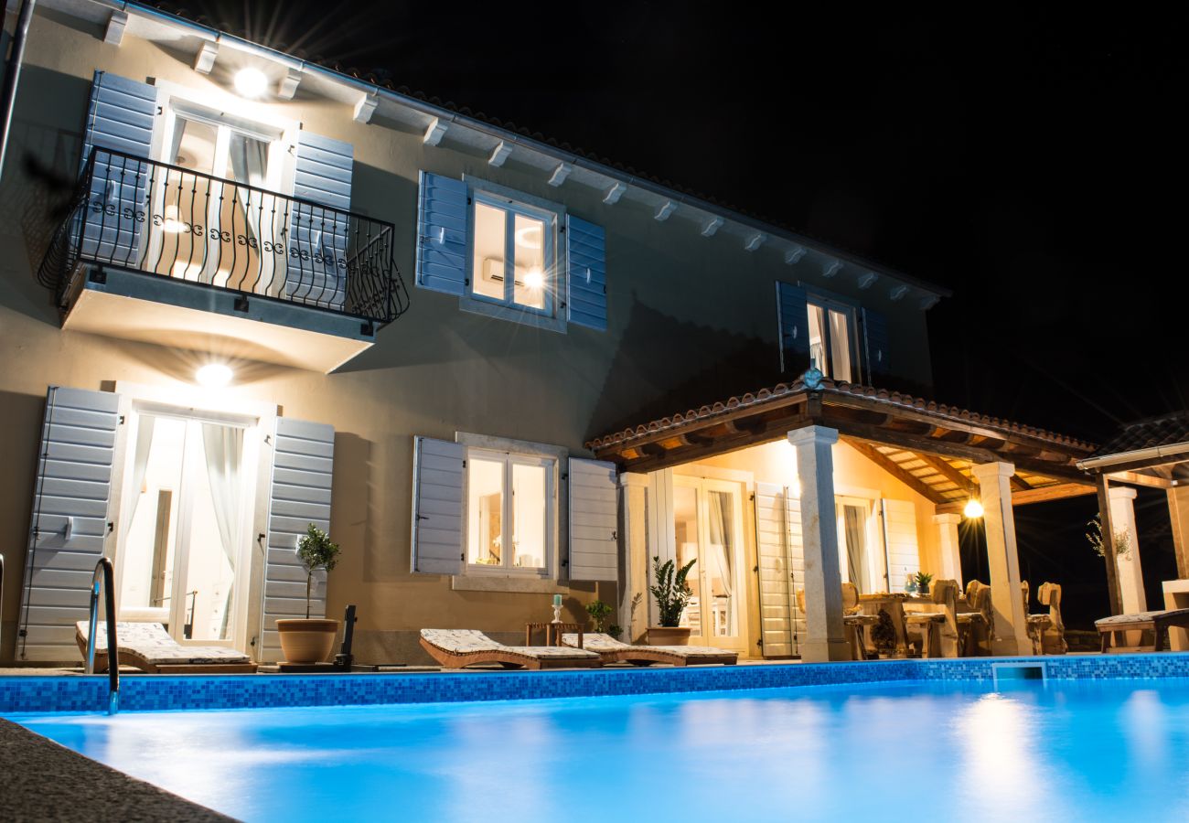 Villa in Smoljanci - Villa Histria Relax for 8 people in Central Istria with sea view and children playground