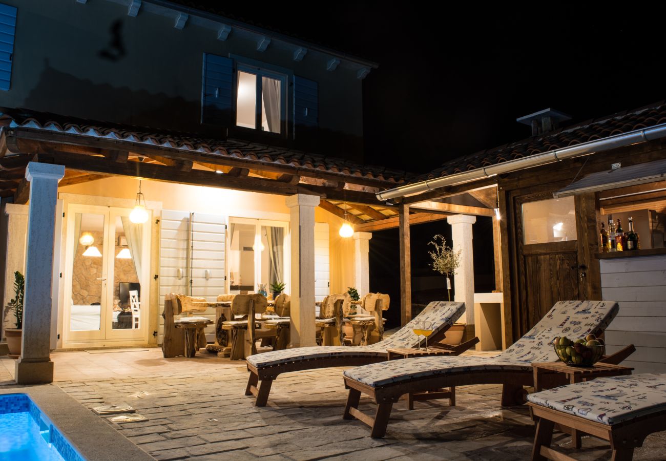 Villa in Smoljanci - Villa Histria Relax for 8 people in Central Istria with sea view and children playground