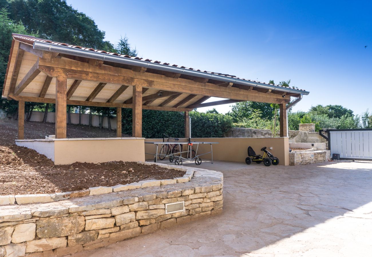 Villa in Smoljanci - Villa Histria Relax for 8 people in Central Istria with sea view and children playground