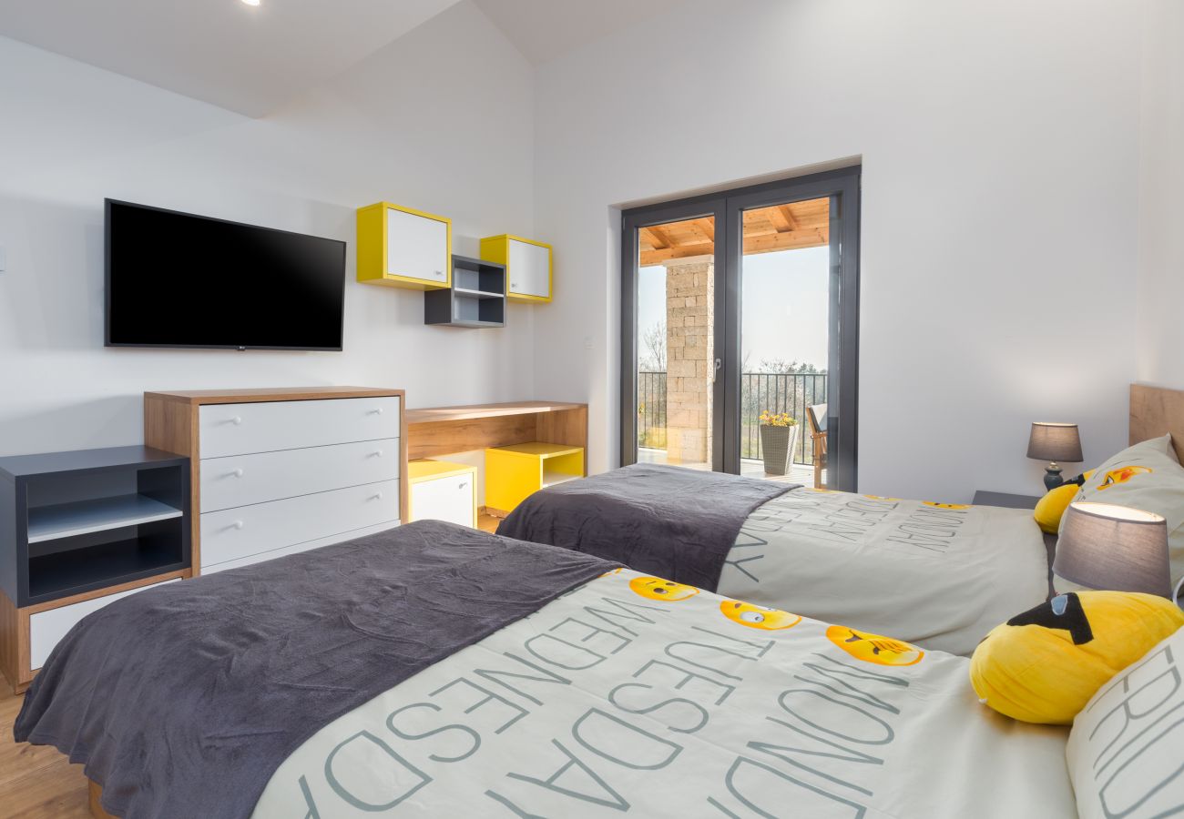 Villa in Pinežici - Villa Harmony for 8 people in Central Istria with 50 m2 private pool and sea view