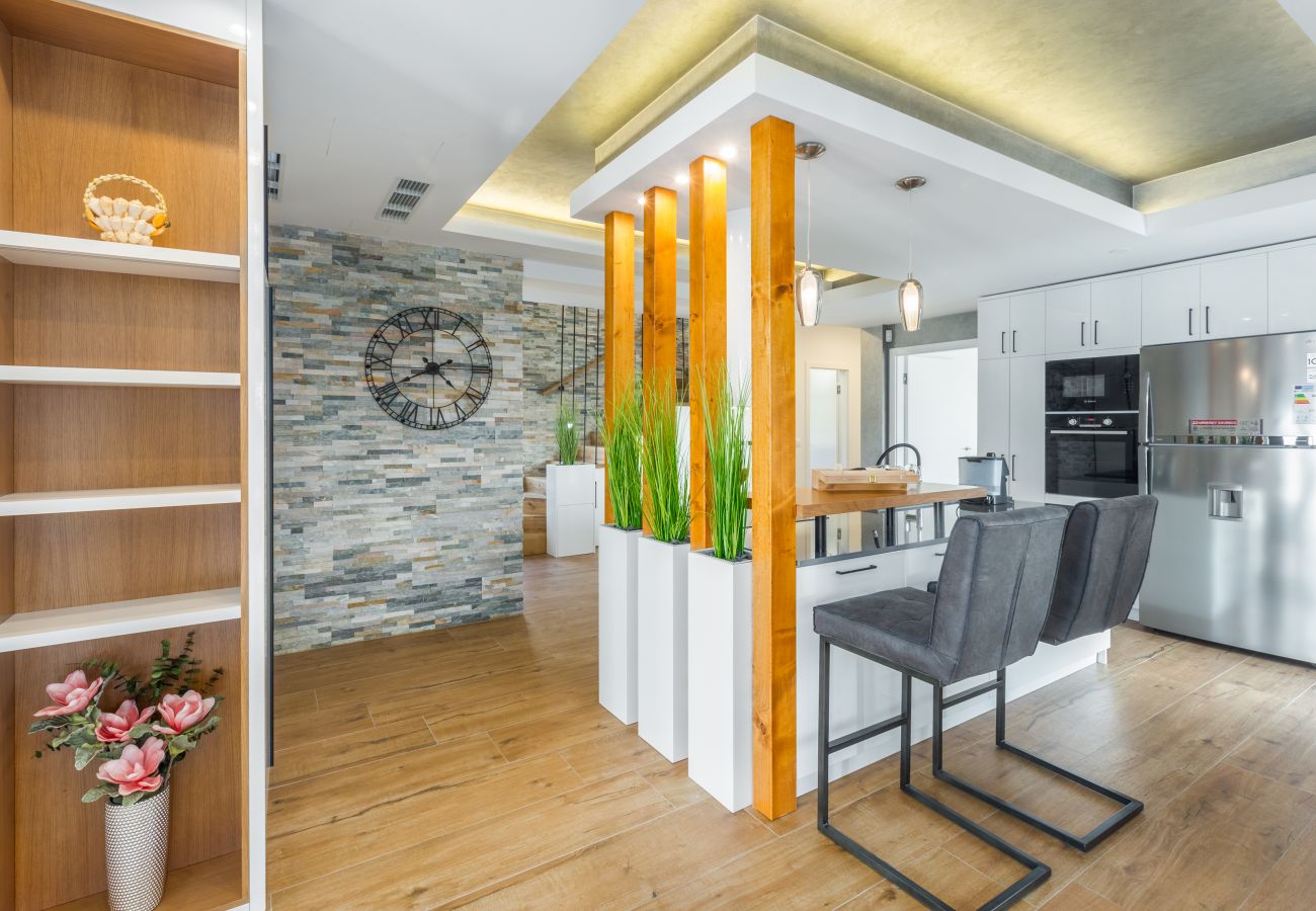 Villa in Pinežici - Villa Harmony for 8 people in Central Istria with 50 m2 private pool and sea view