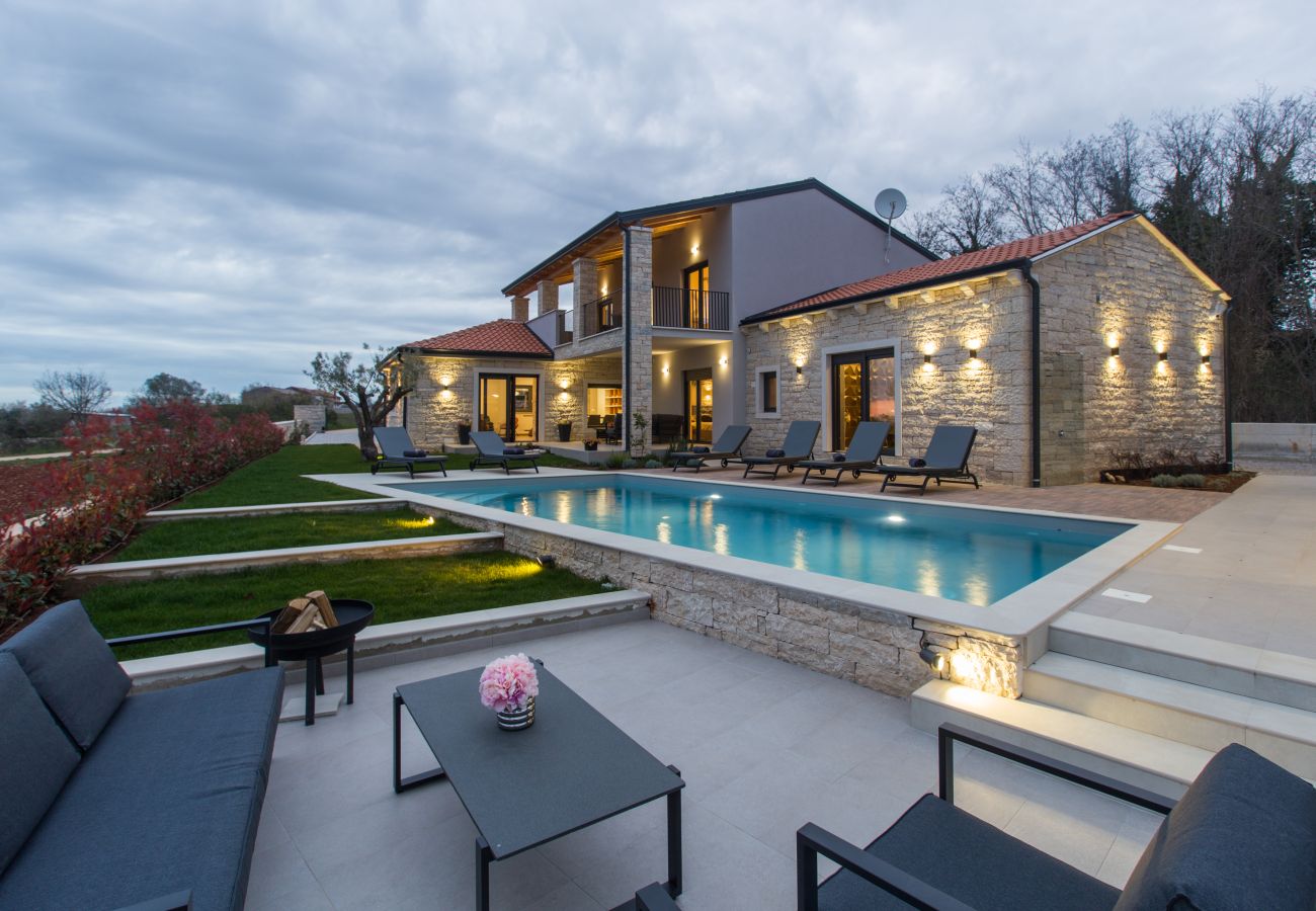 Villa in Pinežici - Villa Harmony for 8 people in Central Istria with 50 m2 private pool and sea view