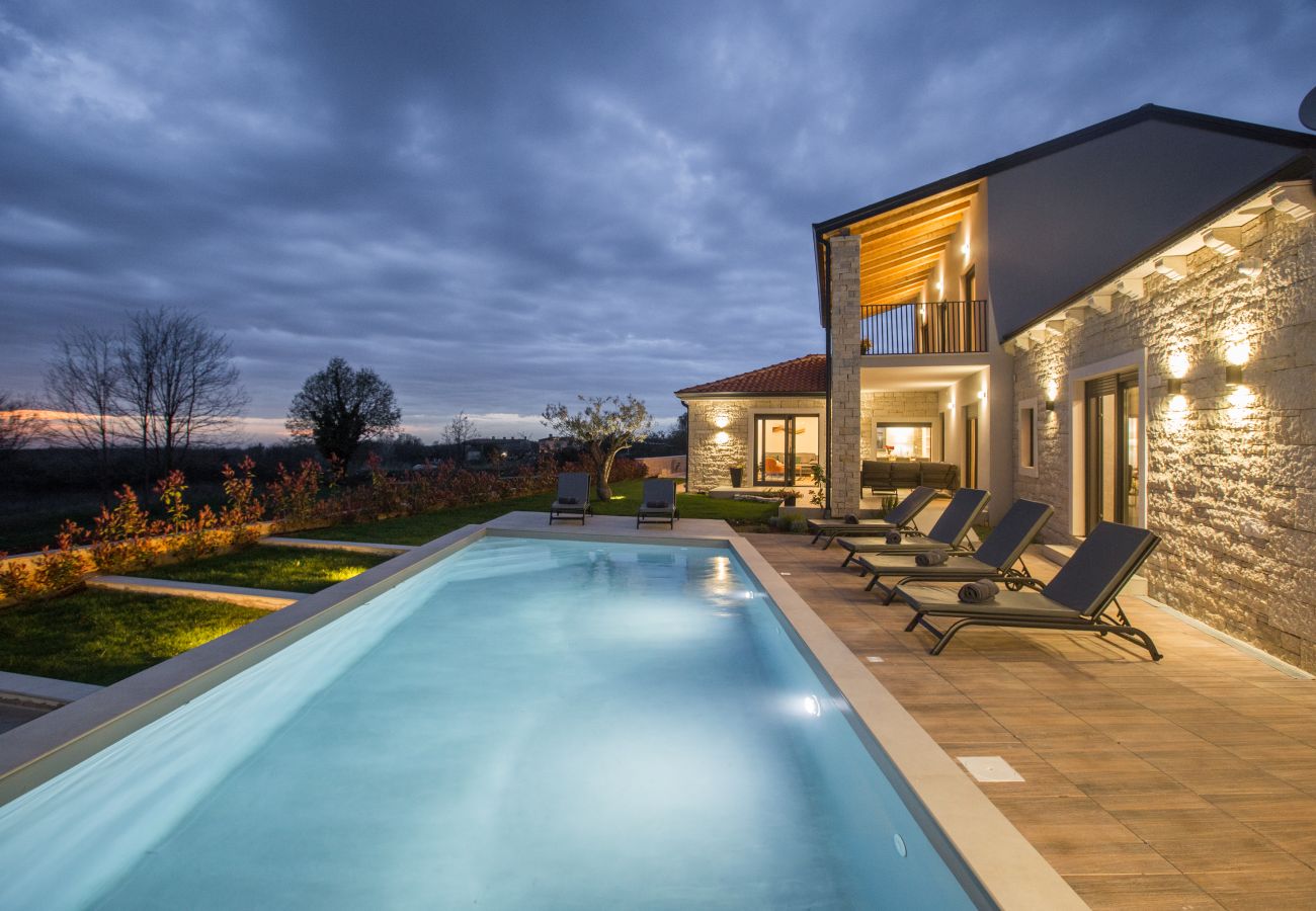 Villa in Pinežici - Villa Harmony for 8 people in Central Istria with 50 m2 private pool and sea view