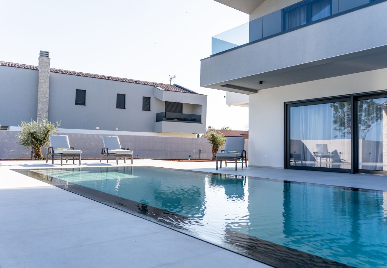 Villa in Rebici - Villa Istra Relax Smaragd for 8 people with heated pool & pet friendly only 800 m from the beach