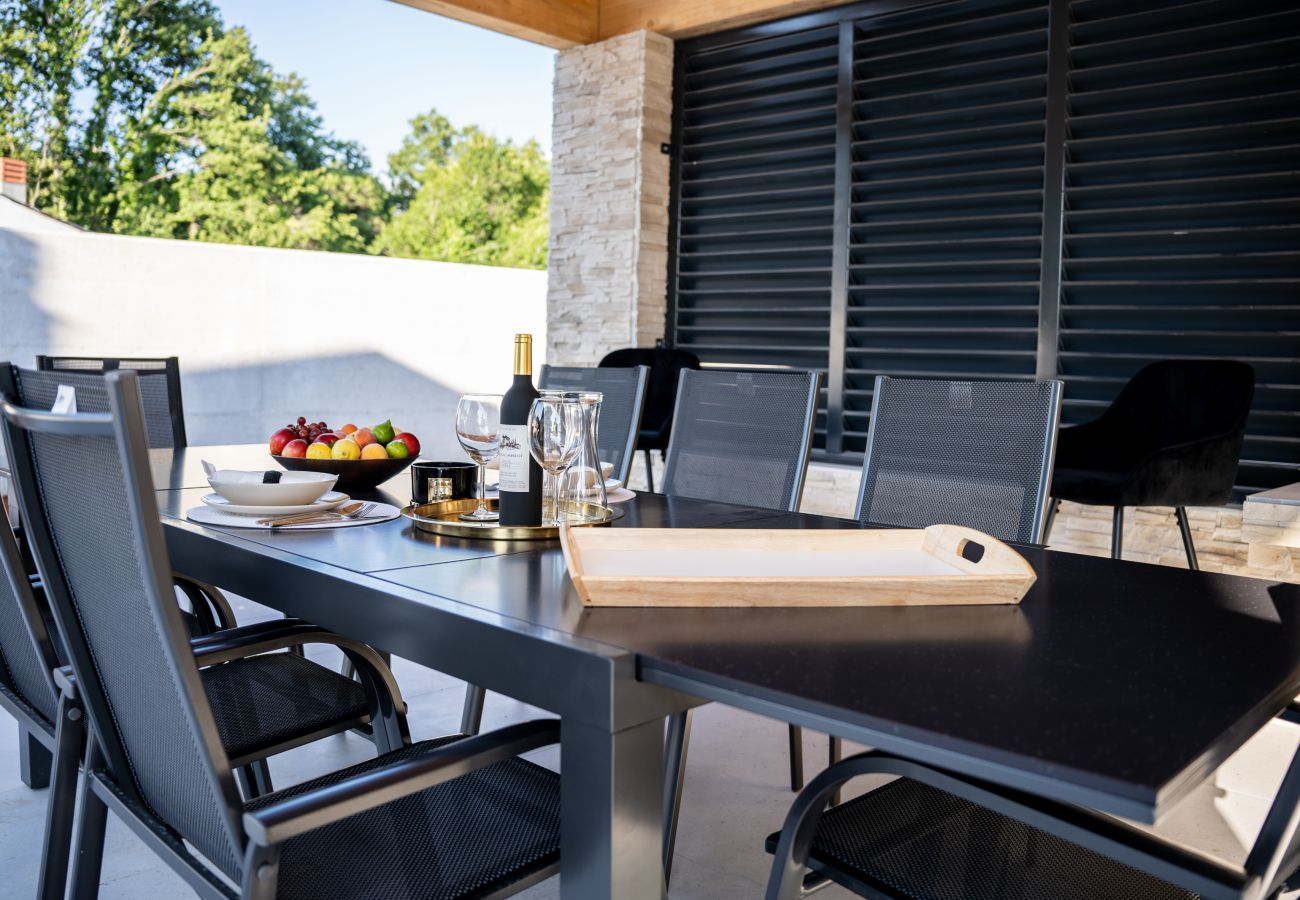 Villa in Rebici - Villa Istra Relax Smaragd for 8 people with heated pool & pet friendly only 800 m from the beach