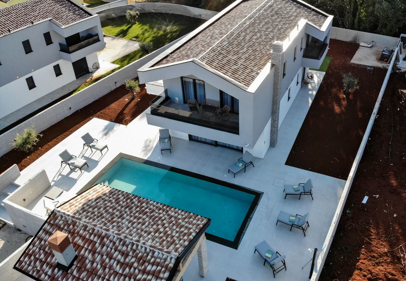 Villa in Rebici - Villa Istra Relax Smaragd for 8 people with heated pool & pet friendly only 800 m from the beach