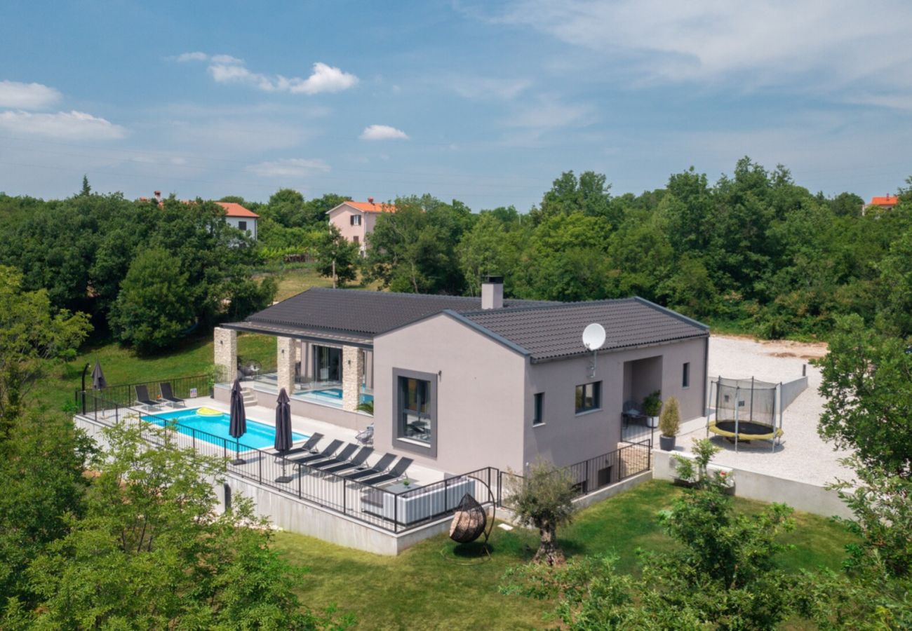 Villa in Nedešcina - Villa AntheaPaola near Labin - Rabac for 8 people with heated private pool and  children playground