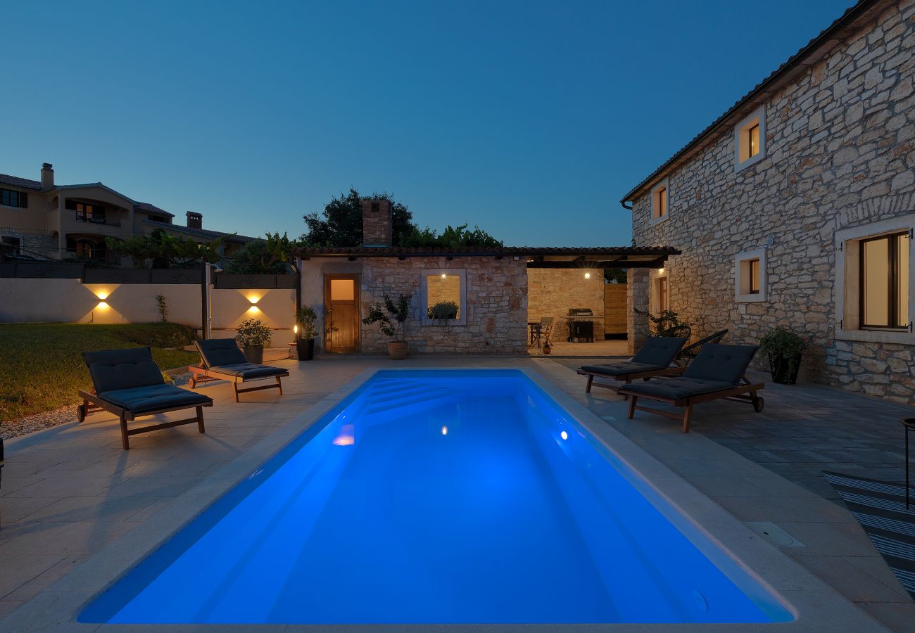 Villa in Marcana - Villa Tonin for 6 people near Pula with jacuzzi & children playground