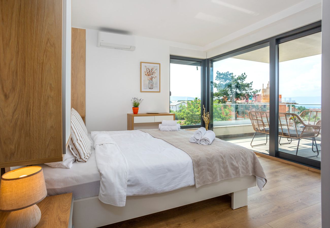 Villa in Malinska - Villa Larus on Island Krk for 6 people with sea view & only 500 m from the sea