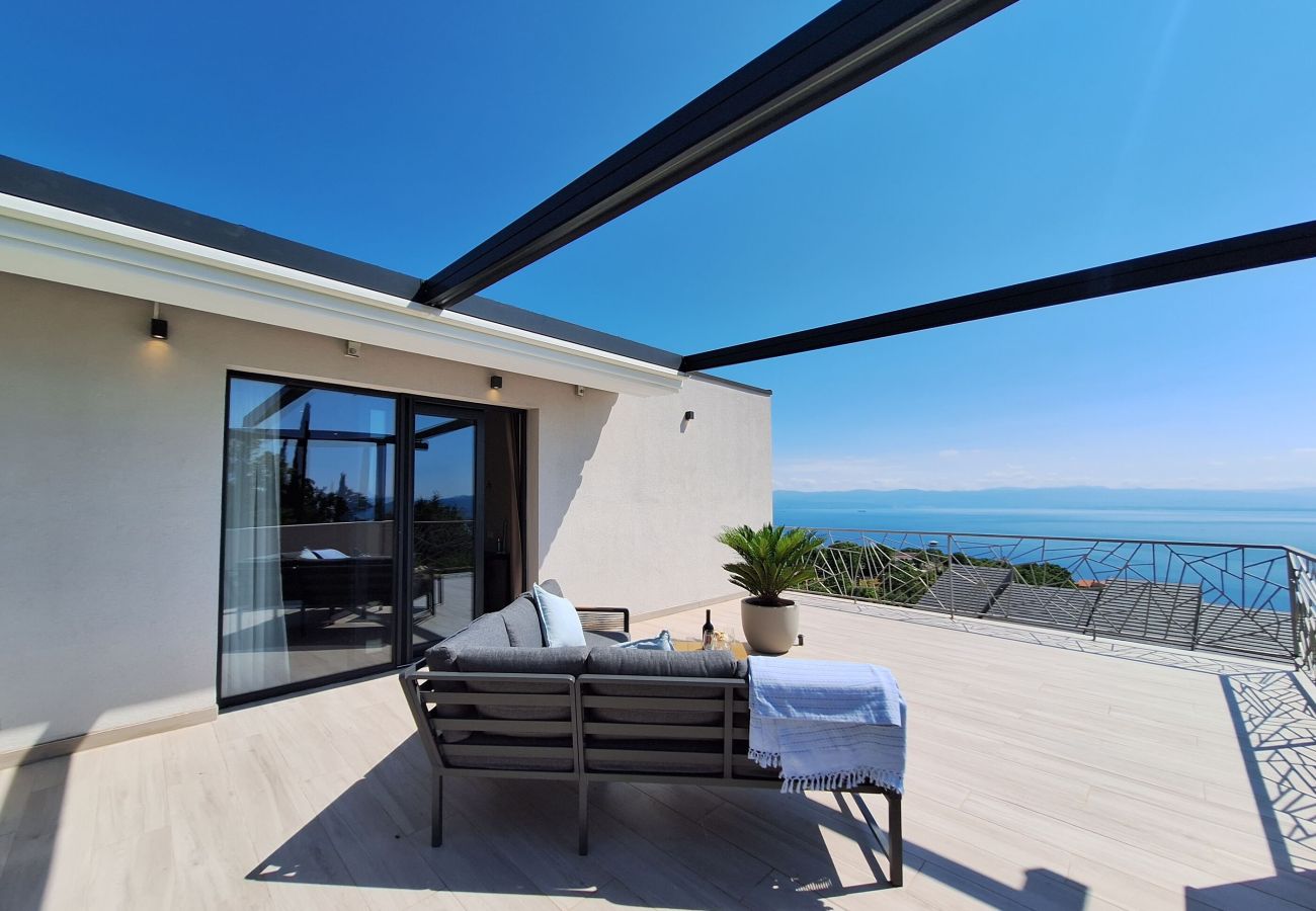 Villa in Mošcenicka Draga - Villa Levant for 10 people near Opatija with jacuzzi & sea view