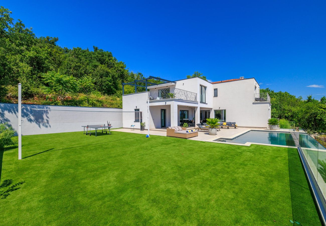 Villa in Mošcenicka Draga - Villa Levant for 10 people near Opatija with jacuzzi & sea view