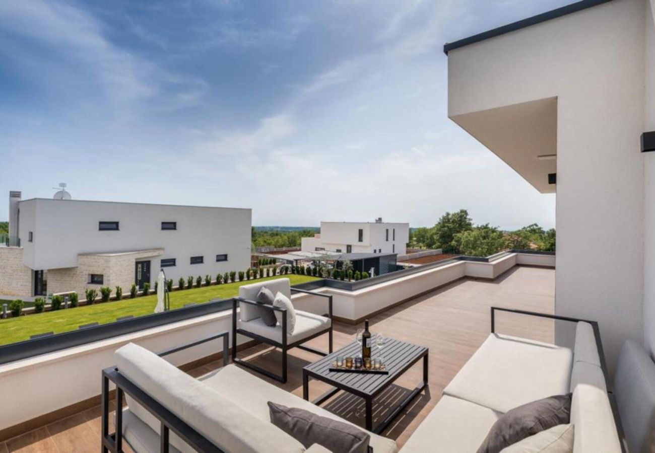 Villa in Juršici - Villa Ana Škicini for 10 people with private pool and sea view near Novigrad