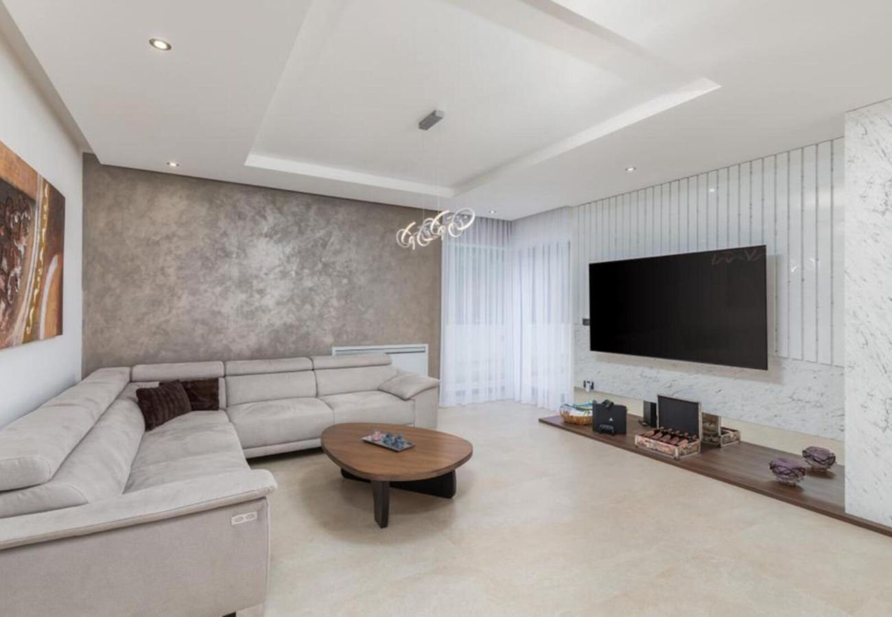Villa in Juršici - Villa Ana Škicini for 10 people with private pool and sea view near Novigrad