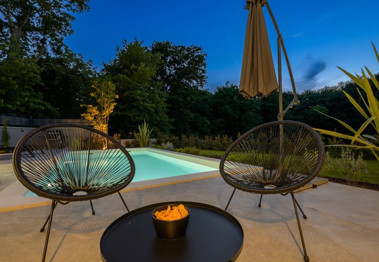 Villa in Marcana - Villa Minka near Pula for 4 people with private pool and jacuzzi