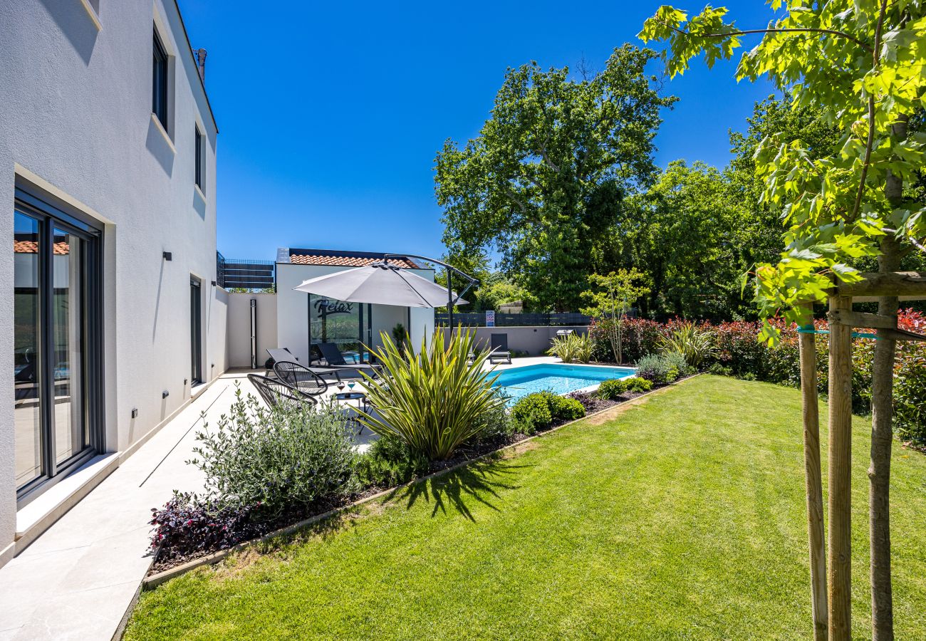 Villa in Marcana - Villa Minka near Pula for 4 people with private pool and jacuzzi