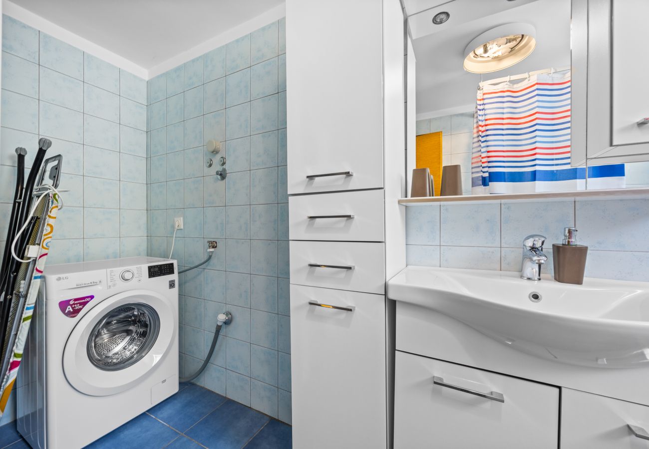 Villa in Porec - Villa Andrea for 17 people with private heated pool & pet friendly near Poreč