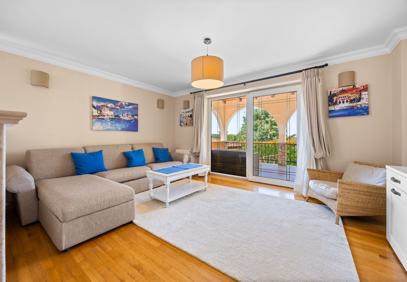 Villa in Porec - Villa Andrea for 17 people with private heated pool & pet friendly near Poreč