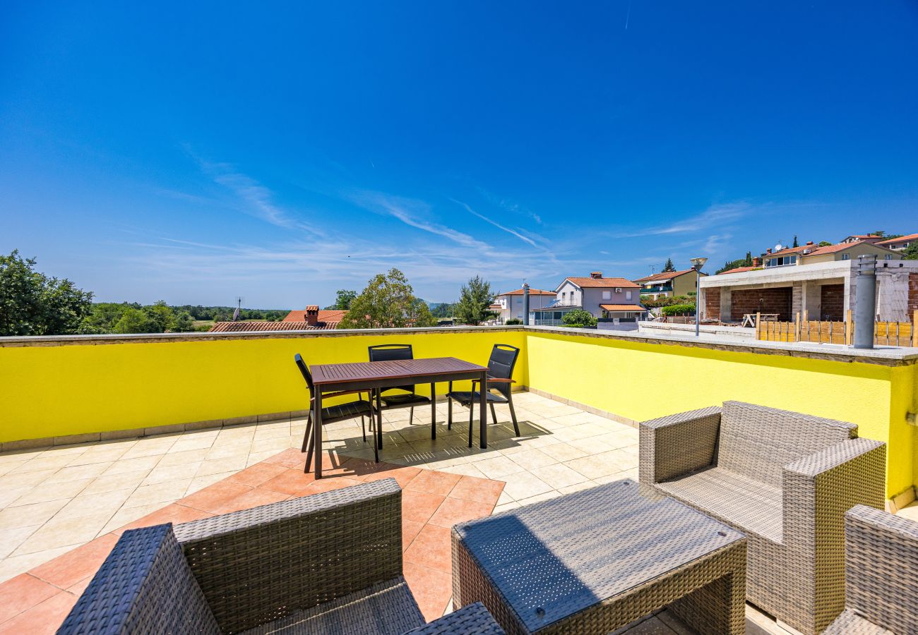 Villa in Porec - Villa Andrea for 17 people with private heated pool & pet friendly near Poreč