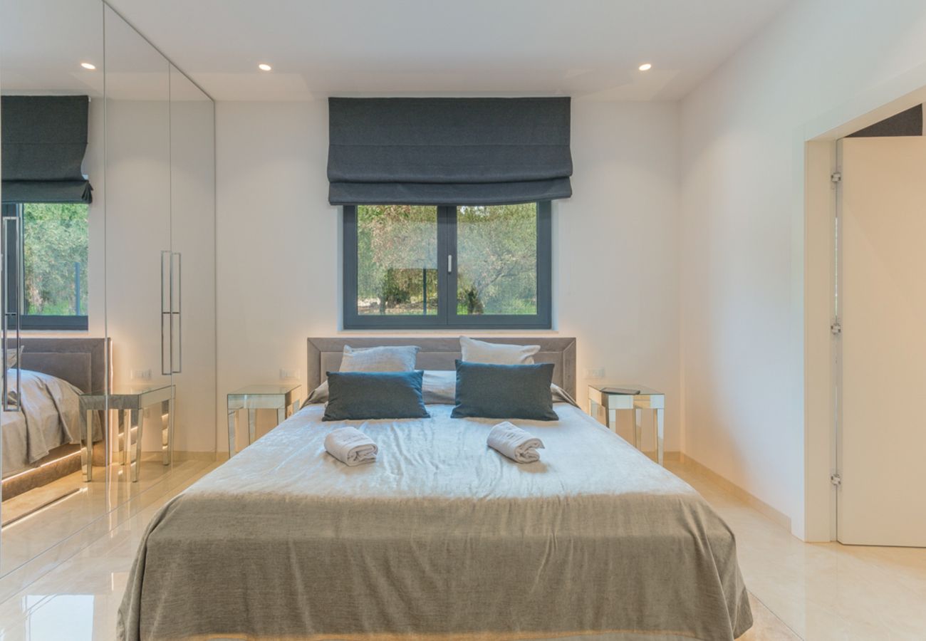 Villa in Valentici - Villa Gabrijela for 10 people near Novigrad with 66 m2 heated pool and sea view