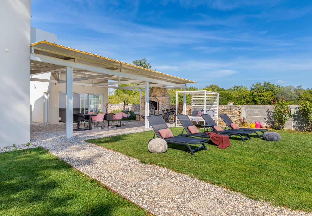 Villa in Peroj - Villa Shimunelka for 6 people near Fažana only 250 meters from the beach