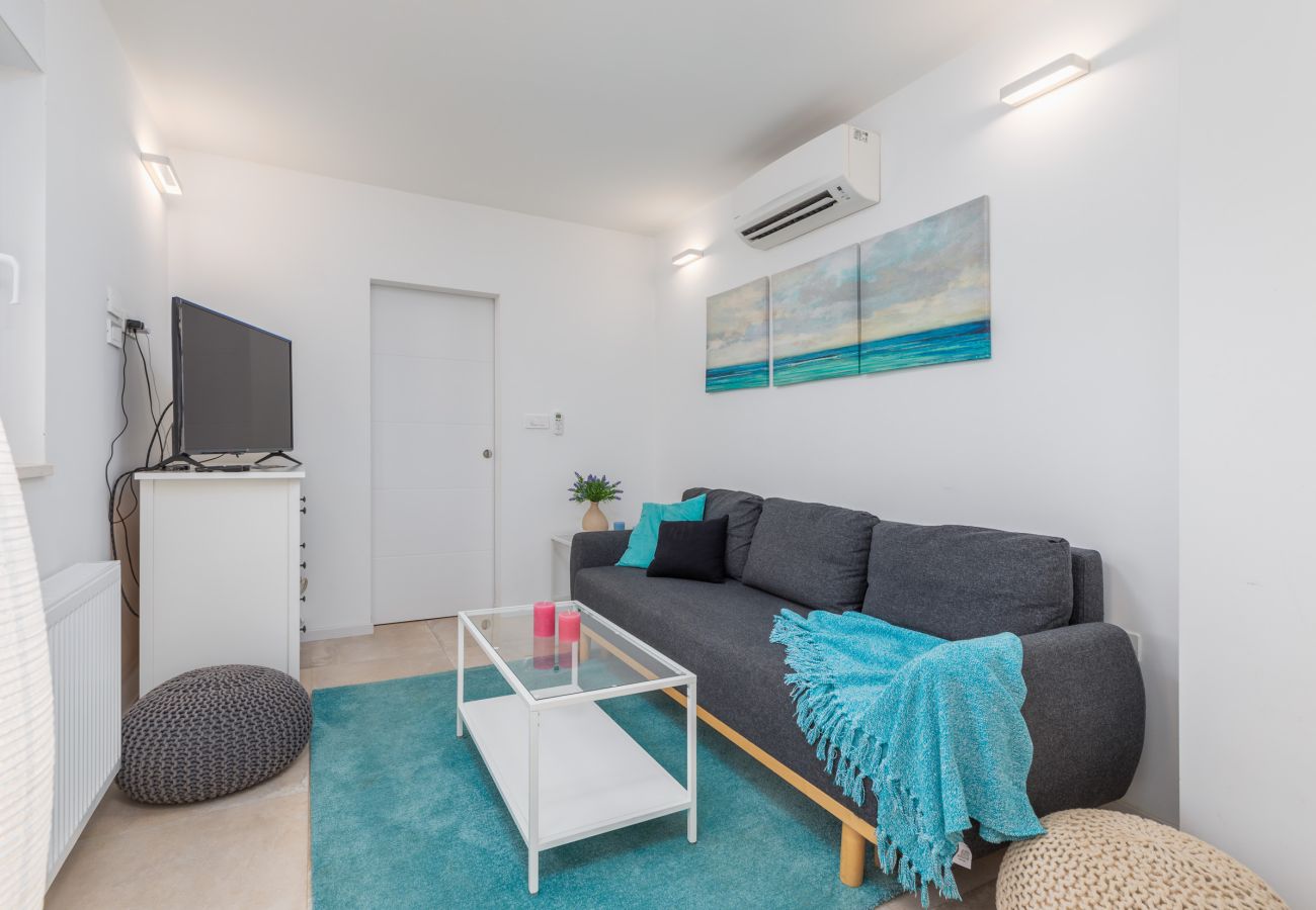 Villa in Peroj - Villa Shimunelka for 6 people near Fažana only 250 meters from the beach